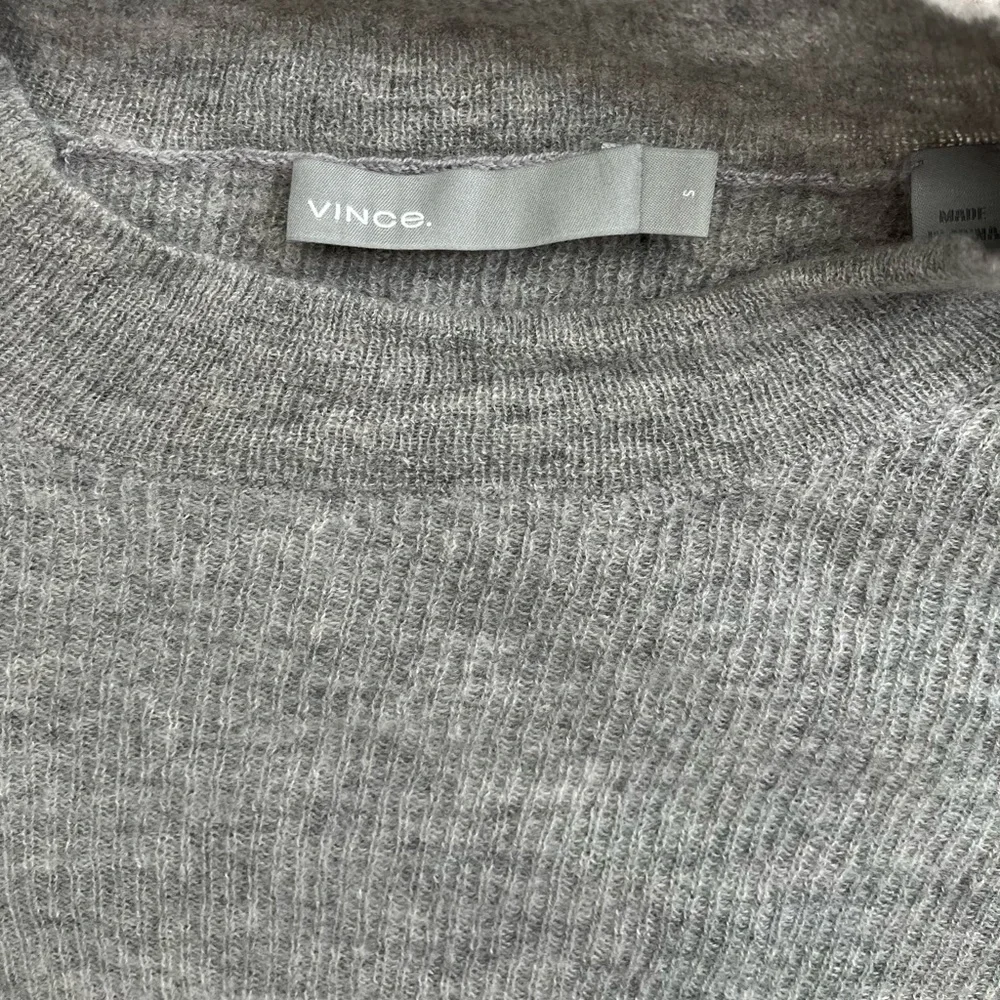 Vince Ribbed Cashmere Sweater - Picture 3 of 4